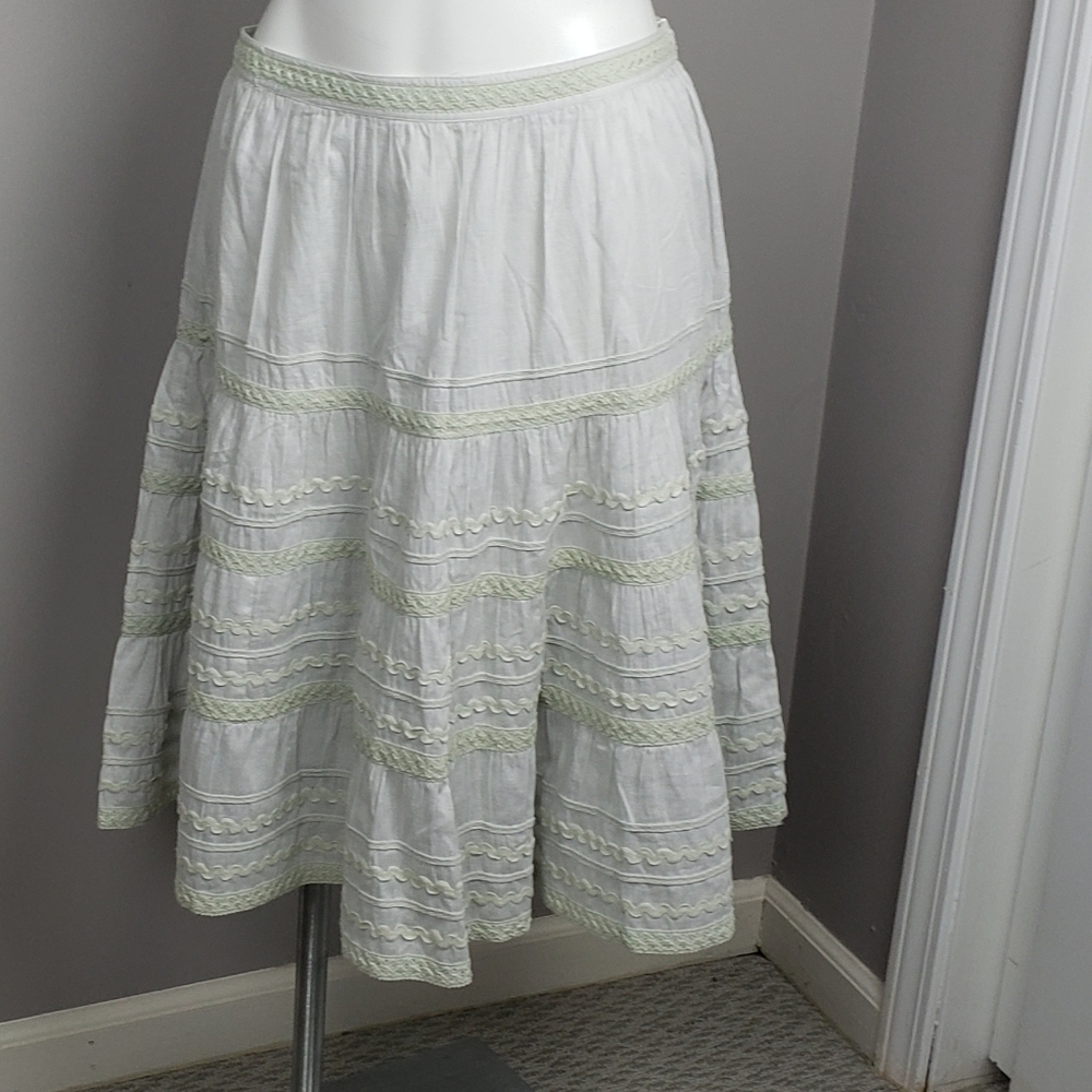 NWT For the Republic Light Gray Skirt